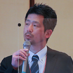 岡本氏